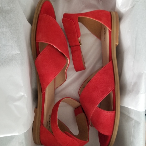 NWT Susina Suede Sandals - Picture 6 of 7
